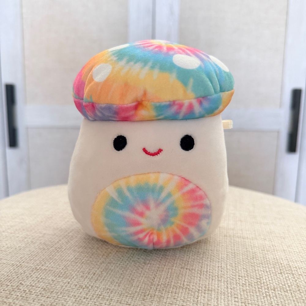 🍄 Squishmallows Kervena the Tie-Dye Mushroom Plush Toy Stuffed Animal 5"